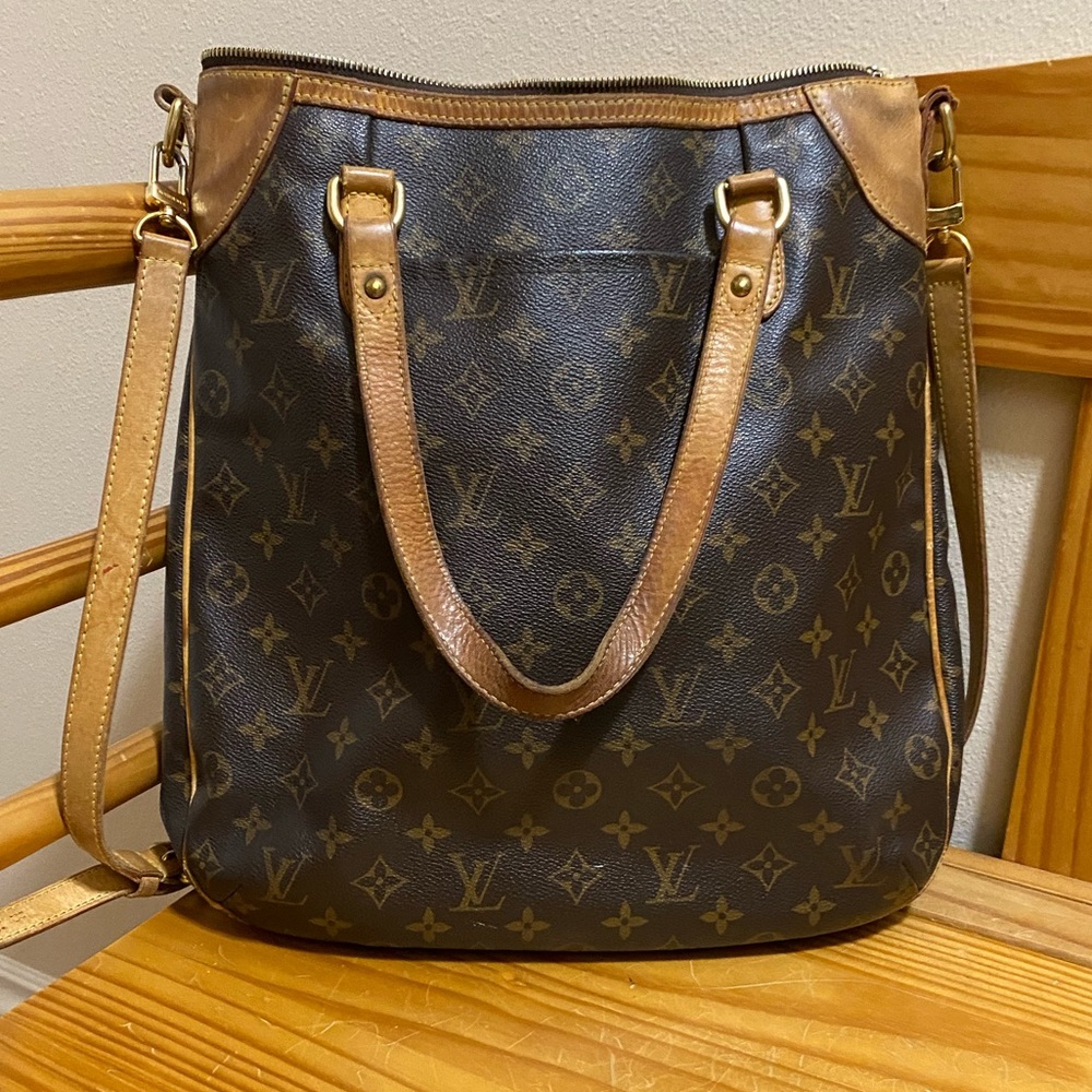 Authentic GM Odeon Louis Vuitton Bag.